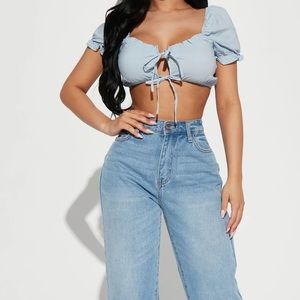 NWOT Blāshe Crop Top.